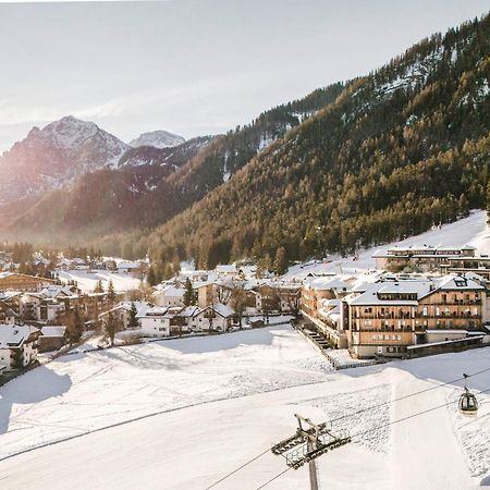 Excelsior Dolomites Life Resort 圣维吉利奥 外观 照片