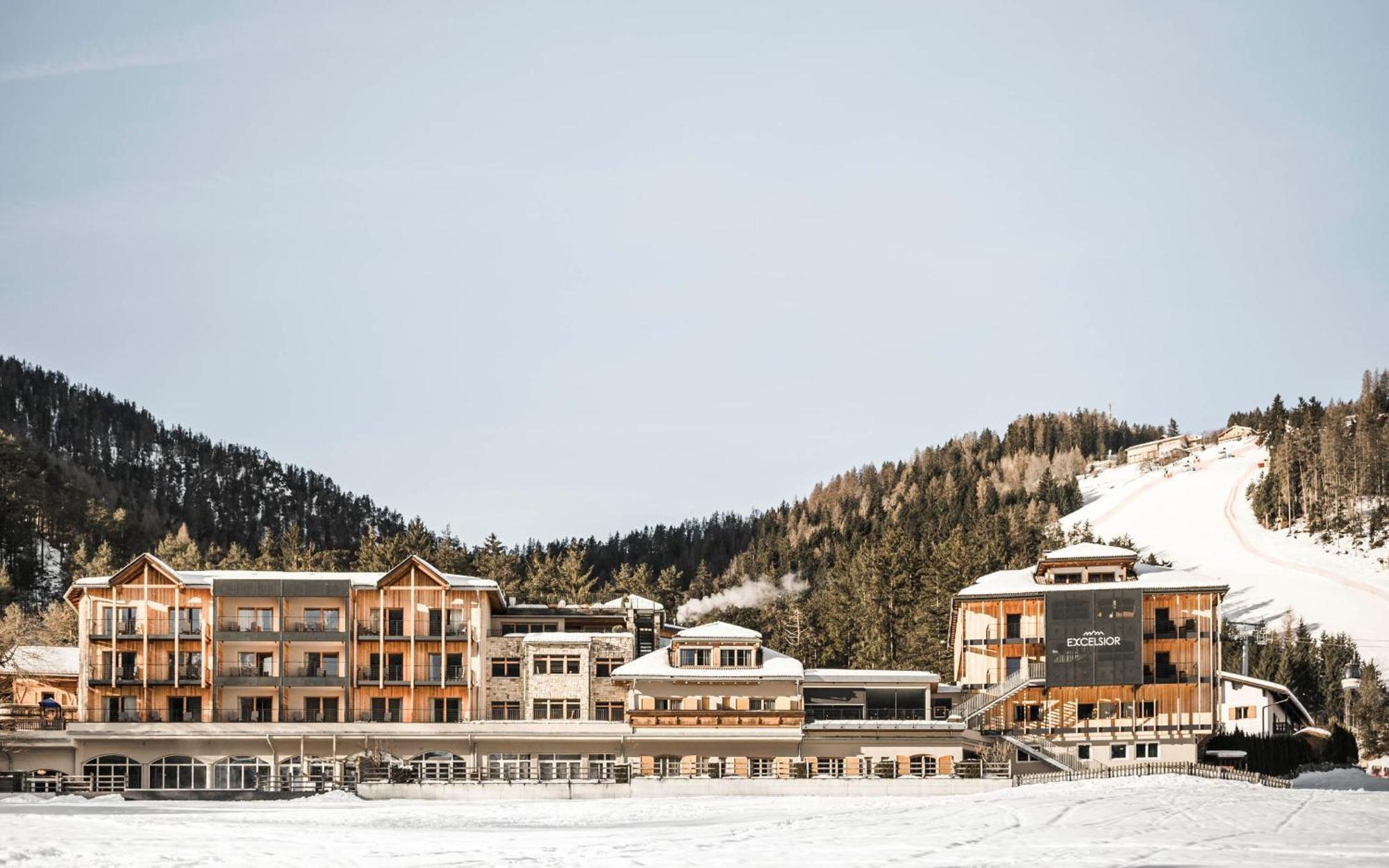 Excelsior Dolomites Life Resort 圣维吉利奥 外观 照片