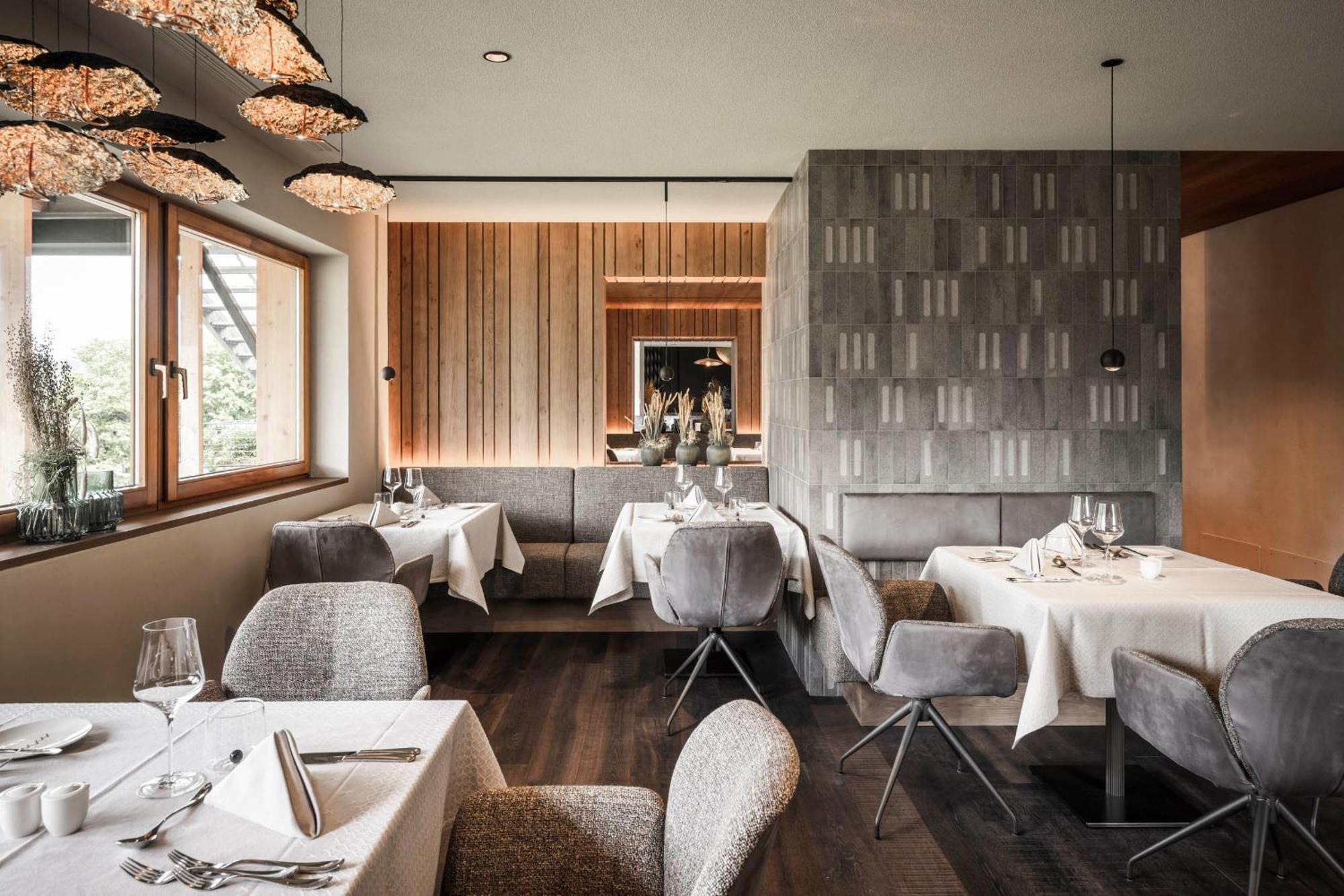 Excelsior Dolomites Life Resort 圣维吉利奥 外观 照片