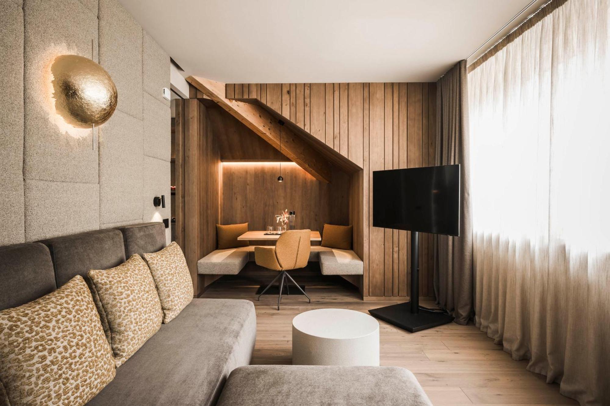 Excelsior Dolomites Life Resort 圣维吉利奥 外观 照片